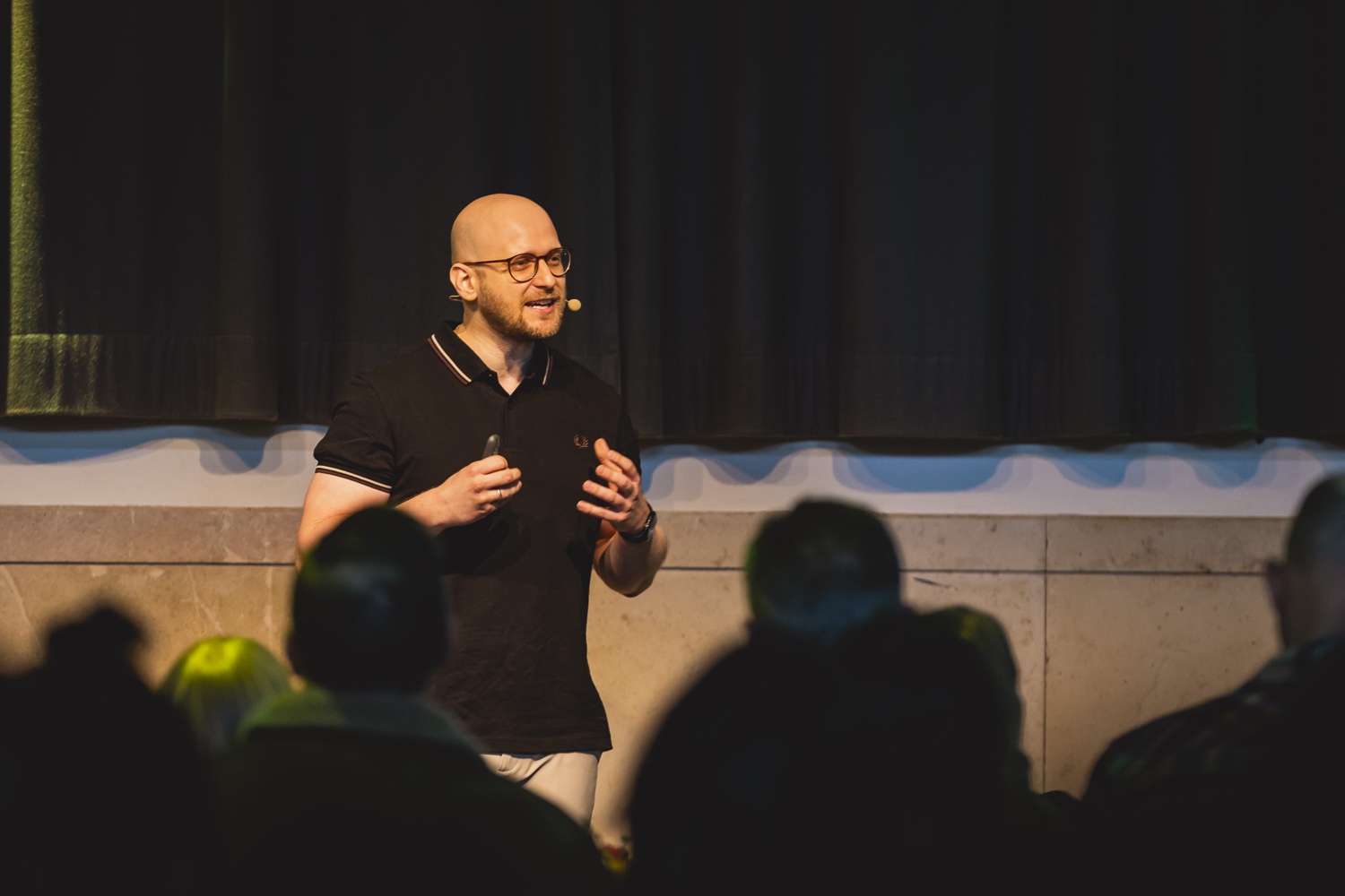 Niklas Volland Keynote vor Publikum